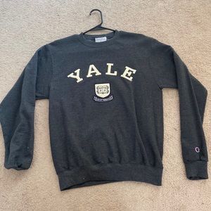Yale crewneck